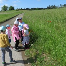 DEN DĚTÍ společne se ZŠ - šipkovaná,soutěže, předávání &quot;klíče od školy&quot;