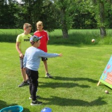 DEN DĚTÍ společne se ZŠ - šipkovaná,soutěže, předávání &quot;klíče od školy&quot;