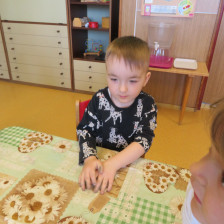 Malí sochaři.