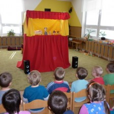 Maňáskové divadlo v naší MŠ