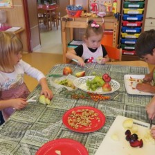 Pekli jsme ovocný štrůdl, navštívili jsme moštárnu