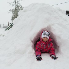 Stavíme iglů na zahradě