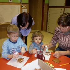 Vánoční zdobení a tvoření s rodiči a nejbližšími