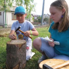 Zahradní slavnost s pasováním předškoláků.